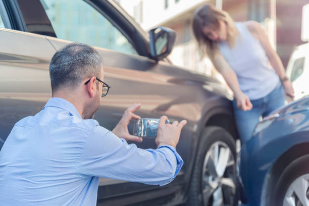Professional Sr22 Insurance technician working in Mentone, IN